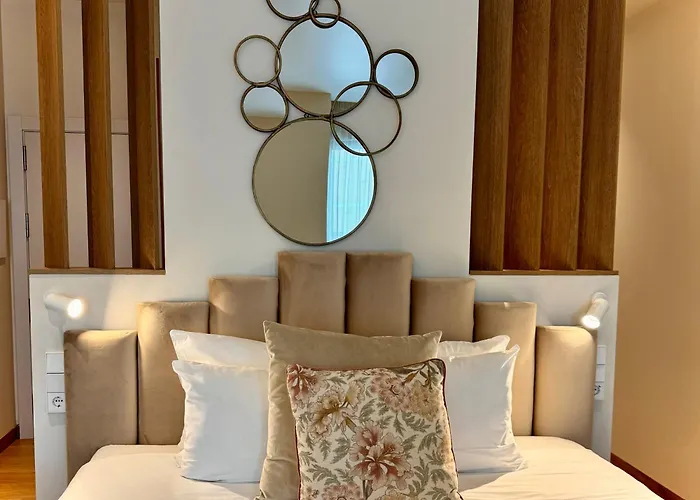 Comfy Studios Hotel